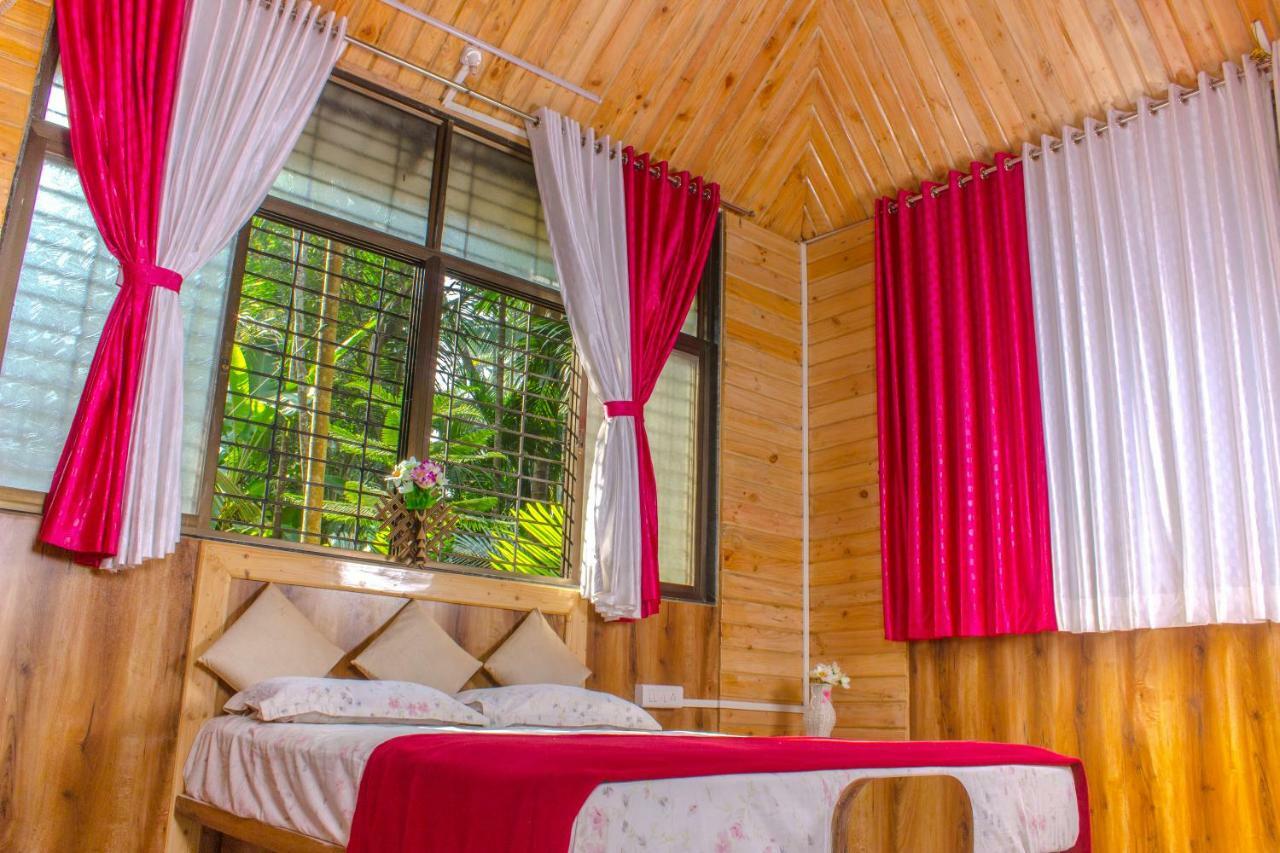 Maitreya Beach Resort Дивеагар Экстерьер фото