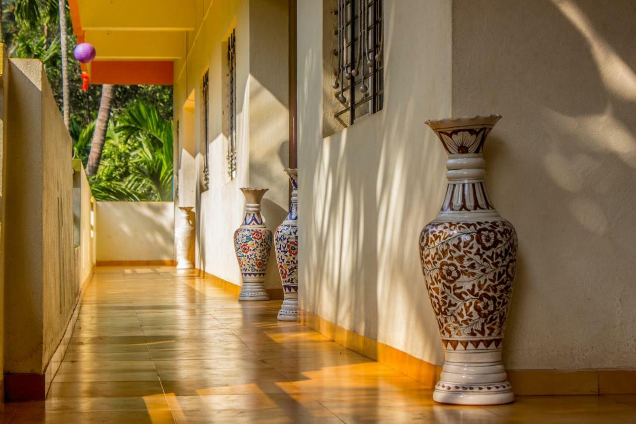 Maitreya Beach Resort Дивеагар Экстерьер фото
